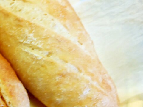 水、粉、塩だけで作る外はカリッフランスパン風